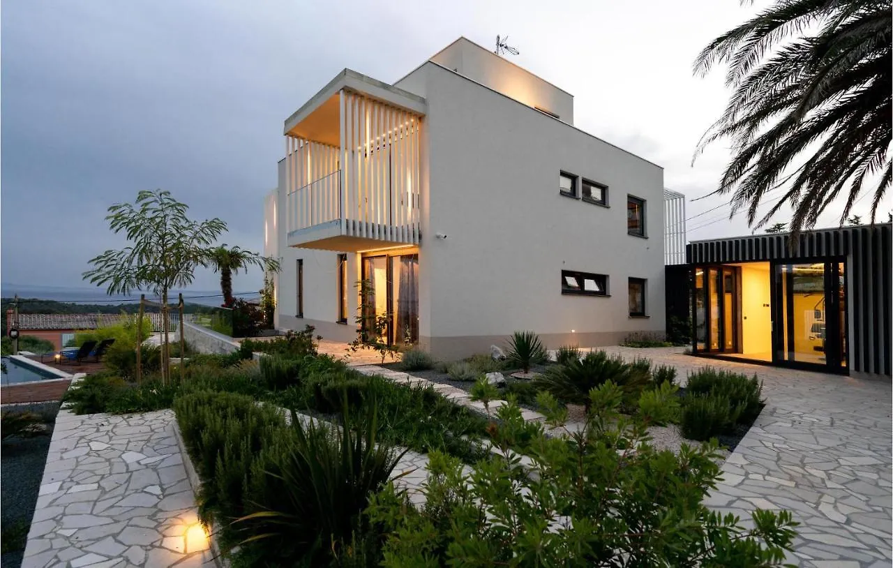 Stunning Home In Palit With House Sea View 0*,