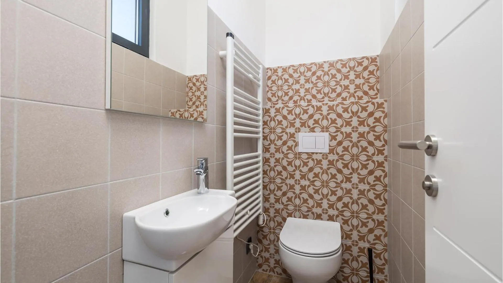 Stunning Home In Palit With House Sea View Kroatien